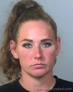 Mugshot of BREANNE MARIE THOMAS booked in Manatee County, Florida on March 25, 2026