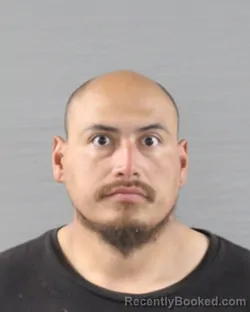 Mugshot of SERGIO ESAU SALAZAR