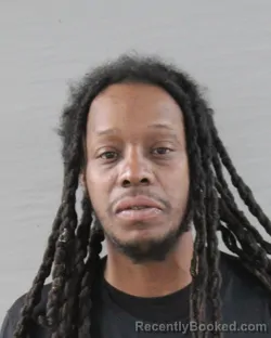 Mugshot of FREDDIE DEWAYNE WALKER