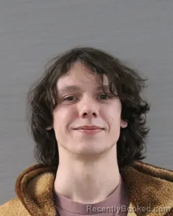 Mugshot of BROOKE EARL ROBBINS