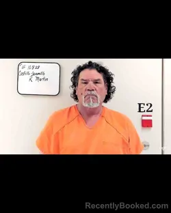 Mugshot of R MARTIN CASTILLO-JARAMILLO