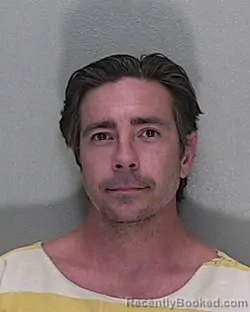 Mugshot of MARK THOMAS HURD