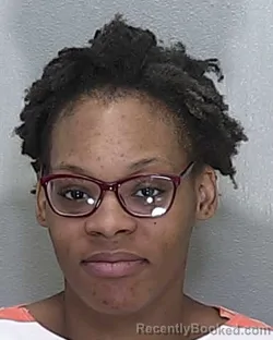 Mugshot of JAHIYAN ELIZABETH ARMSTRONG