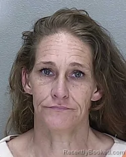 Mugshot of DANA CAROL MORELAND
