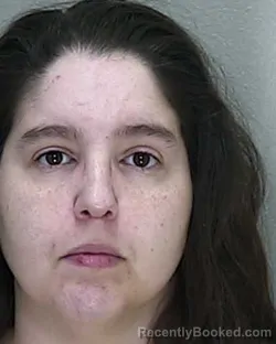 Mugshot of JAZLYN BAEZ