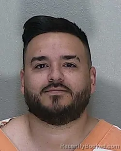 Mugshot of GINO ALBERTO PAREDES CARMEN