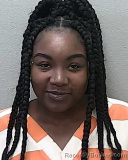 Mugshot of JZ'SHAYLA LEBRE CRUMEDY