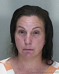 Mugshot of ELIZABETH A PIZZONIA