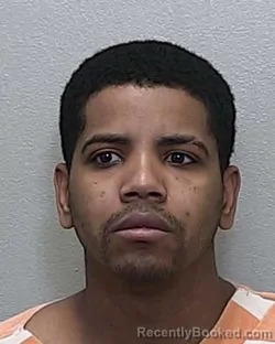 Mugshot of EDWARD ALEXANDER SANTANA PEREZ