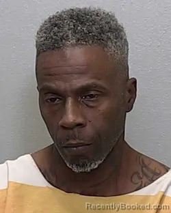 Mugshot of CARLOS ANTIONNE THOMAS