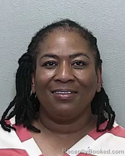 Mugshot of LAURINAE CHANTEL REAVES