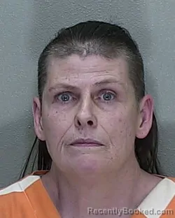 Mugshot of KELLIE LYNN BRAGG booked in Marion County, Florida on April 17, 2026