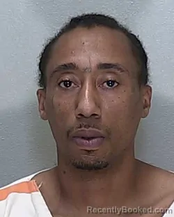 Mugshot of JAVON LAMAR MAXWELL booked in Marion County, Florida on April 21, 2026