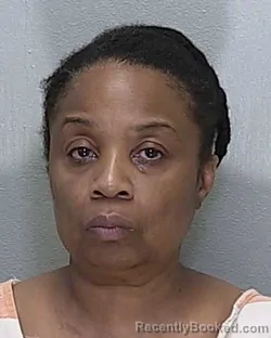 Mugshot of Shaunda Yvette Kenner booked in Marion County, Florida on August 2, 2026
