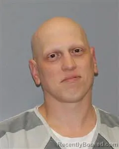 Mugshot of TRAVIS LLOYD