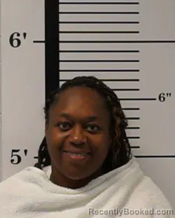 Mugshot of Sherlean Washington Lindsey booked in Rockwall County, Texas on August 15, 2026