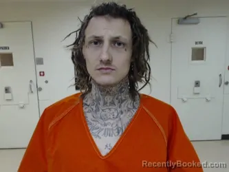 Mugshot of DALTON AUBREY SANDEFER