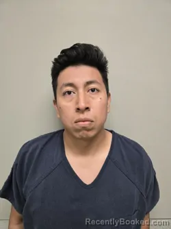 Mugshot of ABISAI VELAZQUEZ