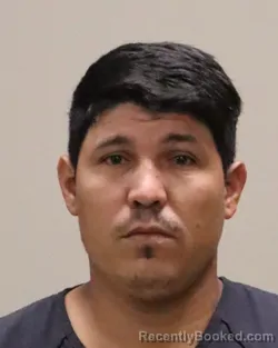 Mugshot of SANTOS DANILO GIRON GUIFARRO