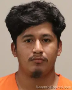 Mugshot of NESTOR EZEQUIEL GOMEZ-PACHECO