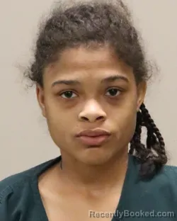 Mugshot of AMONI RENAE PETTWAY