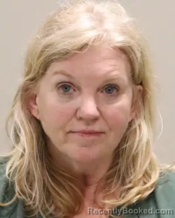 Mugshot of LESLEY SALLEE FREAR