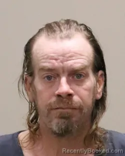 Mugshot of CHRISTOPHER R MASON