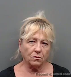 Mugshot of WINNIE RUTH DARNELL