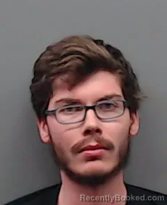 Mugshot of ZACHARY BUSTER MAYNE