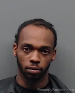 Mugshot of RAVION MARKEITH HOLLOMAN booked in Smith County, Texas on March 20, 2026