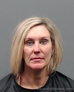 Mugshot of VICTORIA JEAN EPPERSON booked in Smith County, Texas on April 9, 2026