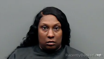 Mugshot of GEMELDA DIONNE MILLER booked in Smith County, Texas on April 21, 2026