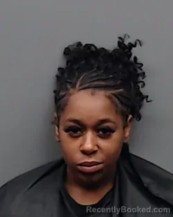 Mugshot of TAKIRRIA UNIQUE MIKELL booked in Smith County, Texas on May 21, 2026