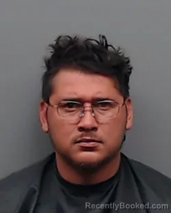Mugshot of OSCAR ANTONIO-MANN FLORES booked in Smith County, Texas on May 22, 2026