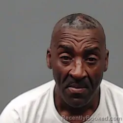 Mugshot of DARVIN GLYNN WADE