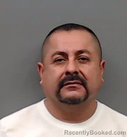 Mugshot of GERARDO VASQUEZ