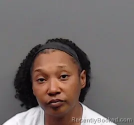 Mugshot of KASHANDRA REEVES HUDSON