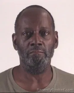 Mugshot of LOUIS DIXON booked in Tarrant County, Texas on March 31, 2026