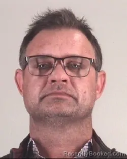 Mugshot of DARREN CLARK