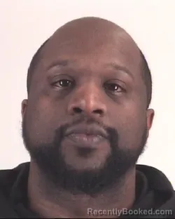 Mugshot of MICHAEL LOCKHART