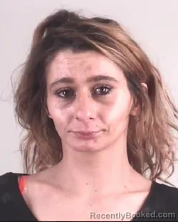 Mugshot of DESTINEY BEAVERS