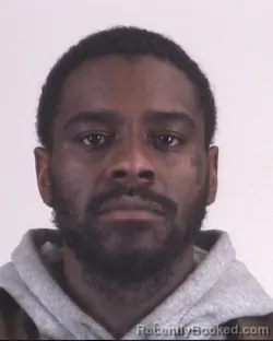 Mugshot of DARNELIUS GRAVES