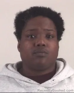 Mugshot of SHANIESHA SIAS