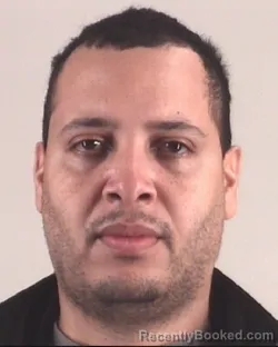 Mugshot of ADRIAN VIDALTORRES