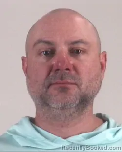 Mugshot of BRANDON HOWARD