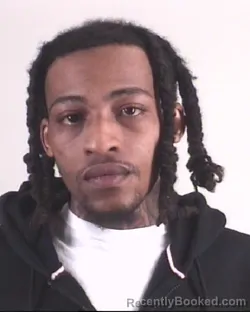 Mugshot of CYNCEIRE THOMAS