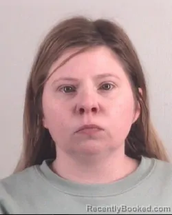 Mugshot of KAYLA THOMPSON