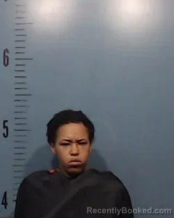 Mugshot of Keirra Loushawn Marshall