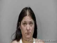 Mugshot of LAURA LYNN DECK