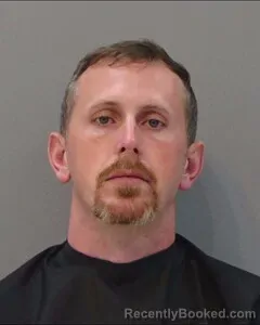 Mugshot of MICHAEL WALLACE